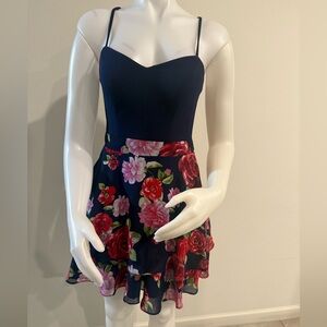 FLORAL STRAPPY DRESS